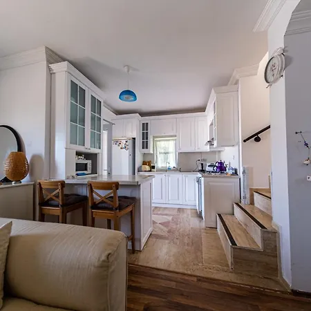 Charming House With Amazing Sea View In Bodrum 빌라